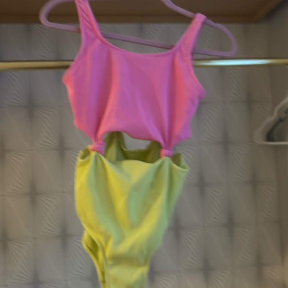 90’s one piece baiting suit kids